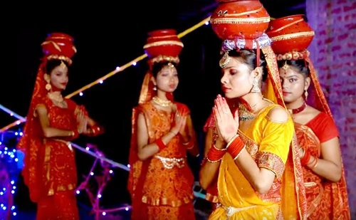 Jhijhiya Dance