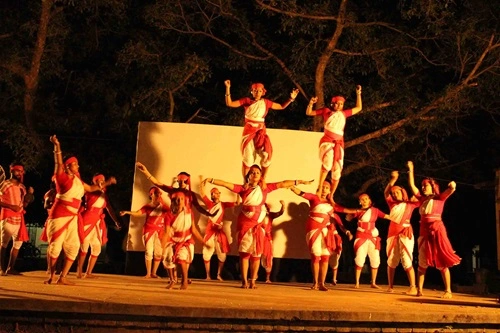 Raibenshe Dance